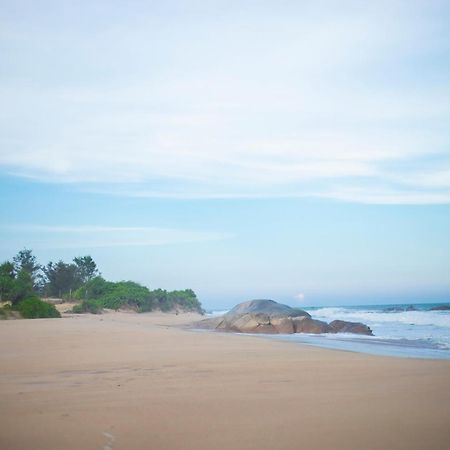Nikara Luxury Beach House Tissamaharama Buitenkant foto