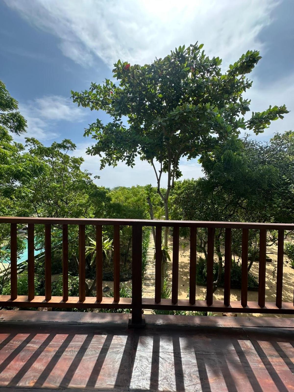 Nikara Luxury Beach House Tissamaharama Buitenkant foto