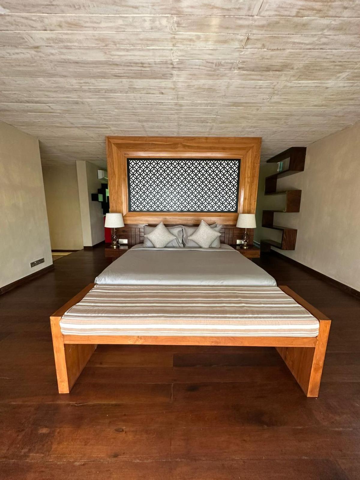 Nikara Luxury Beach House Tissamaharama Buitenkant foto
