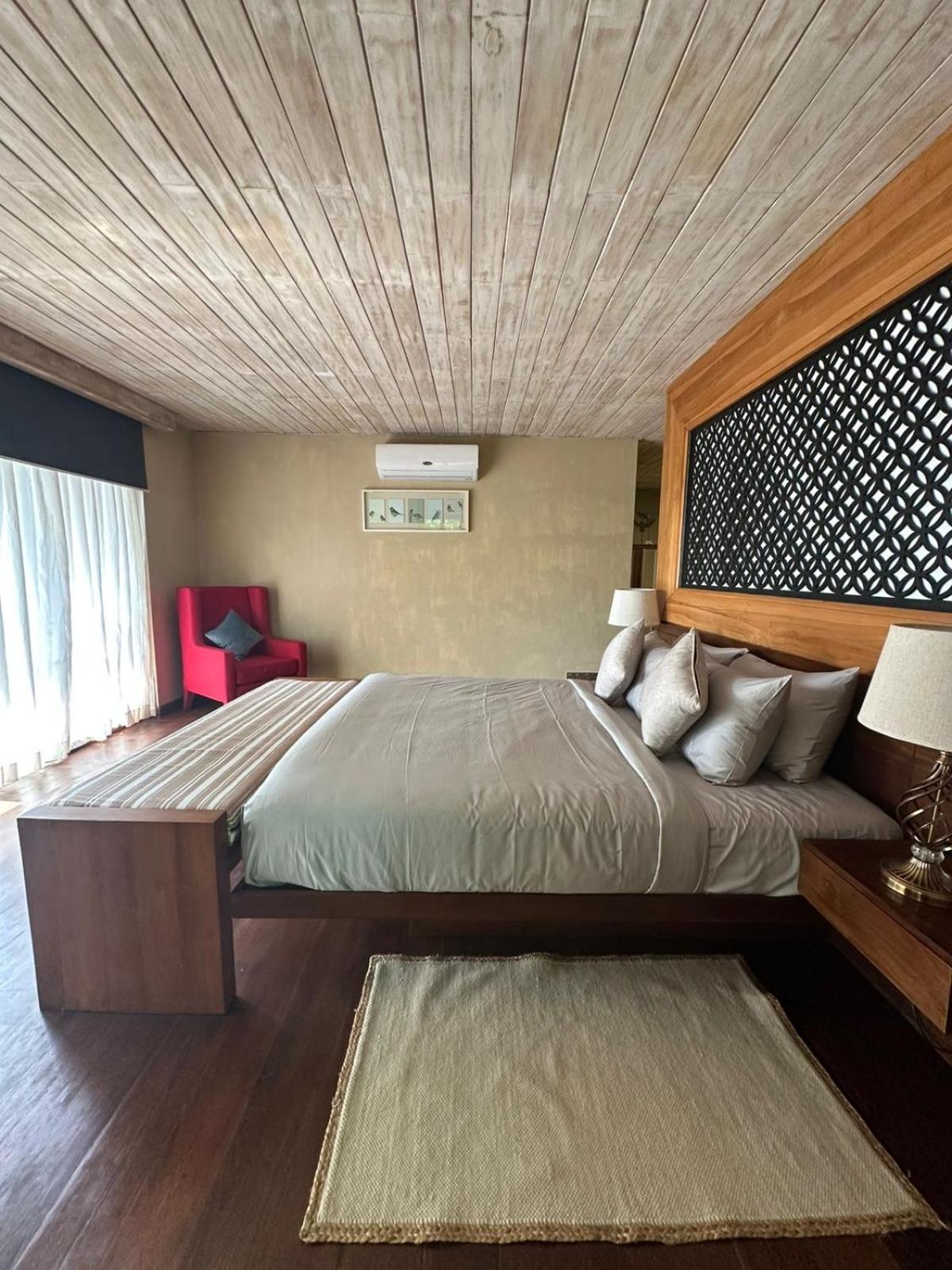 Nikara Luxury Beach House Tissamaharama Buitenkant foto