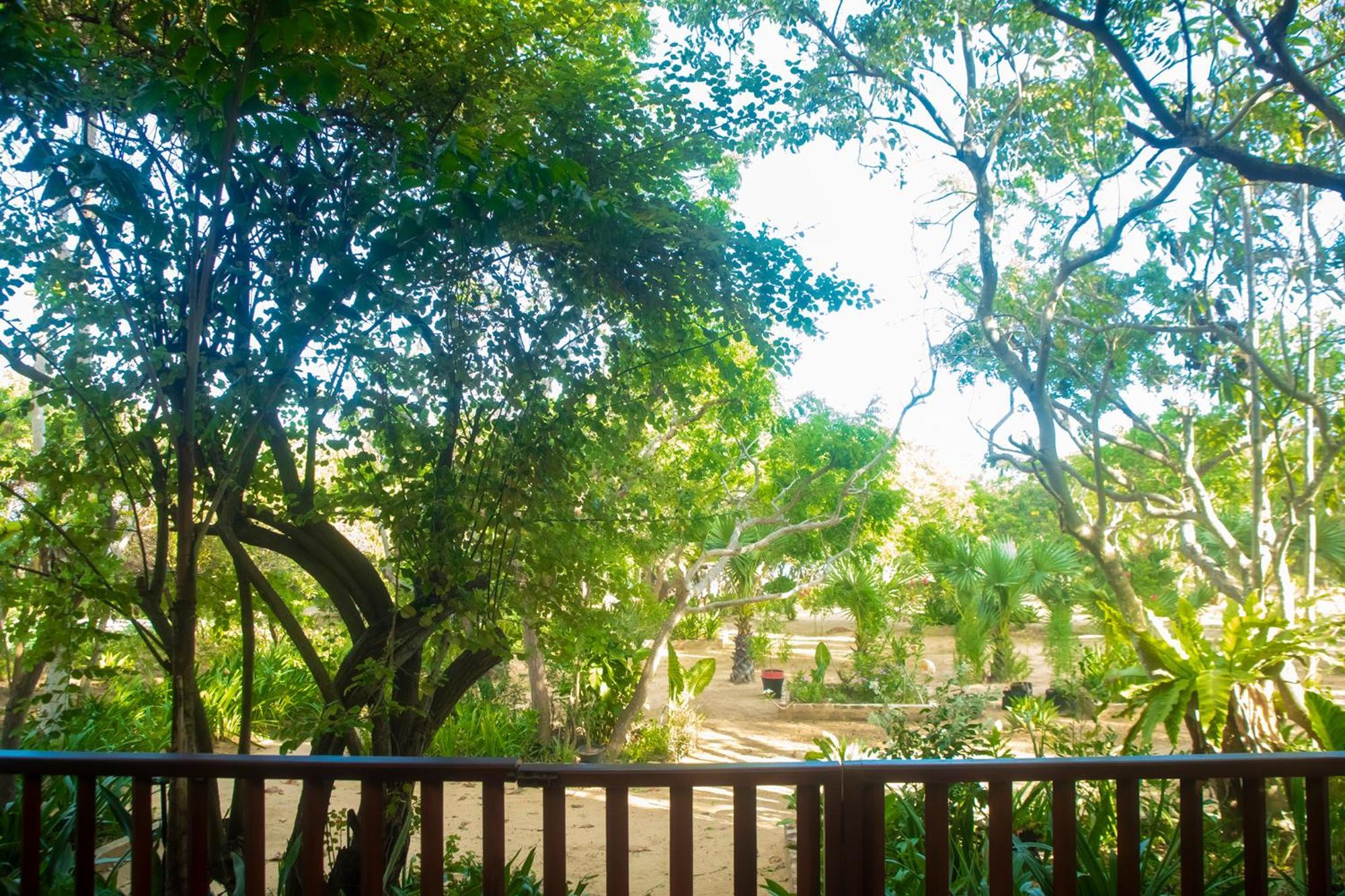 Nikara Luxury Beach House Tissamaharama Buitenkant foto